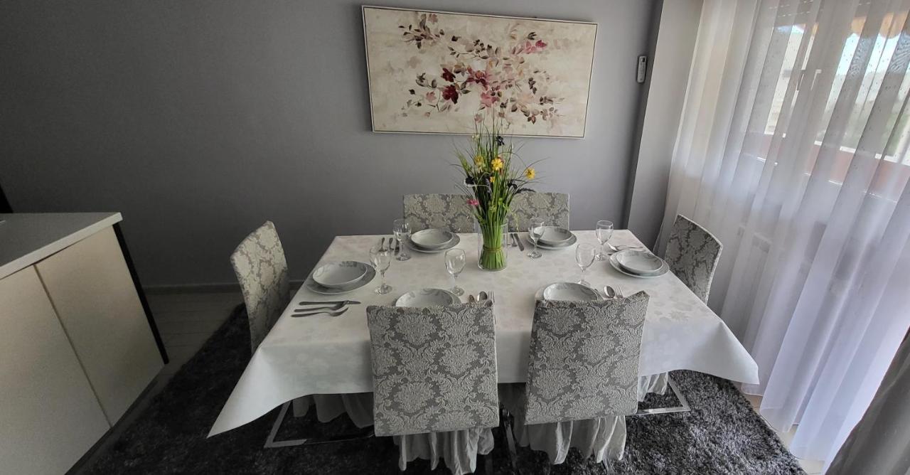 Amber S Podzemnom Garazom Apartman